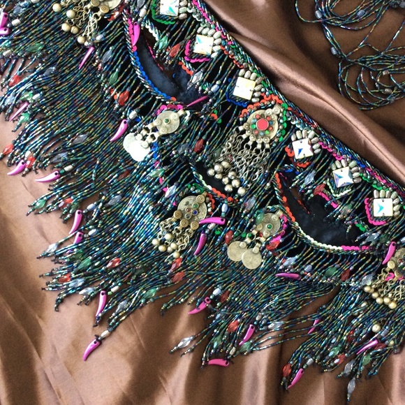 Tribaret Bella - 6 piece professional bellydance costume - Multi on Black Velvet - Picture 4 of 14